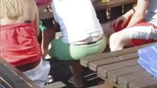 जेसिका नाईटची नेत्रदीपक मांजर उठते