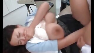 जुग्गी वेश्या Ava Koxxx तिचे डोके देते आणि तिच्या गुद्द्वार धार लावते