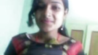 उत्साही मोठी रॅक केलेली वंडल वायक्सन ही कामुक काउगर्ल आहे जिला कुत्र्याला भोसकणे आवडते